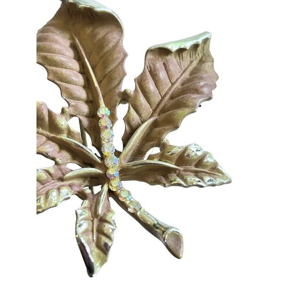Vintage Signed BSK Goldtone Leaf Brown Painted Rhinestone Detail 2 3/4" - Picture 4 of 5